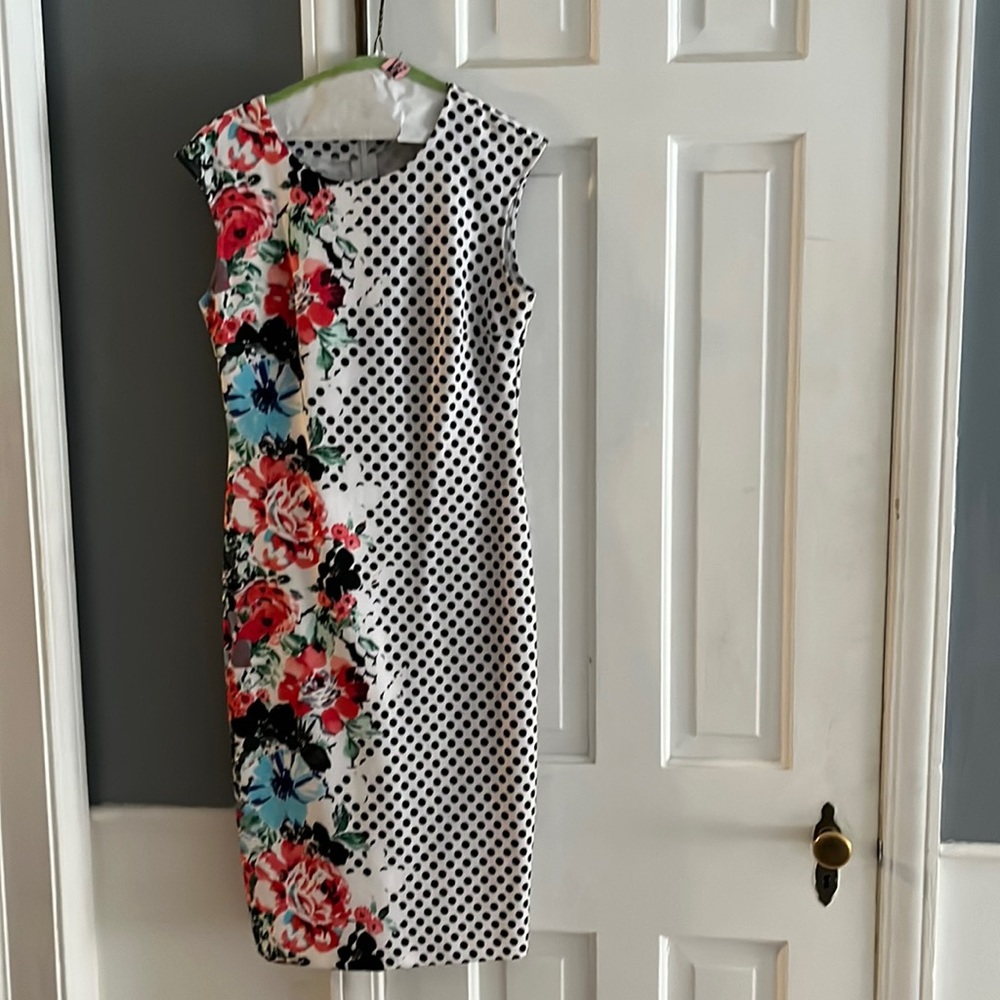 New York and Company she’ll dress size 2, worn once